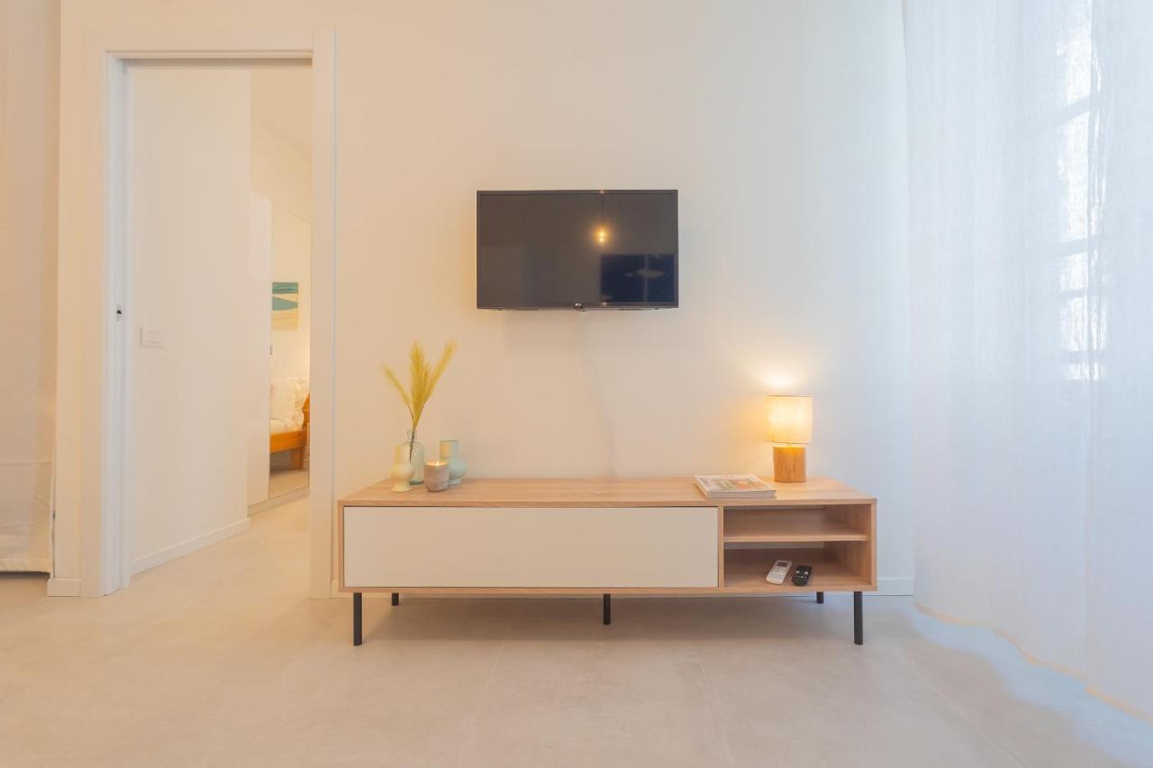 Enchanted Como Lake - City Apartment 2 By Rent All Como Exterior foto